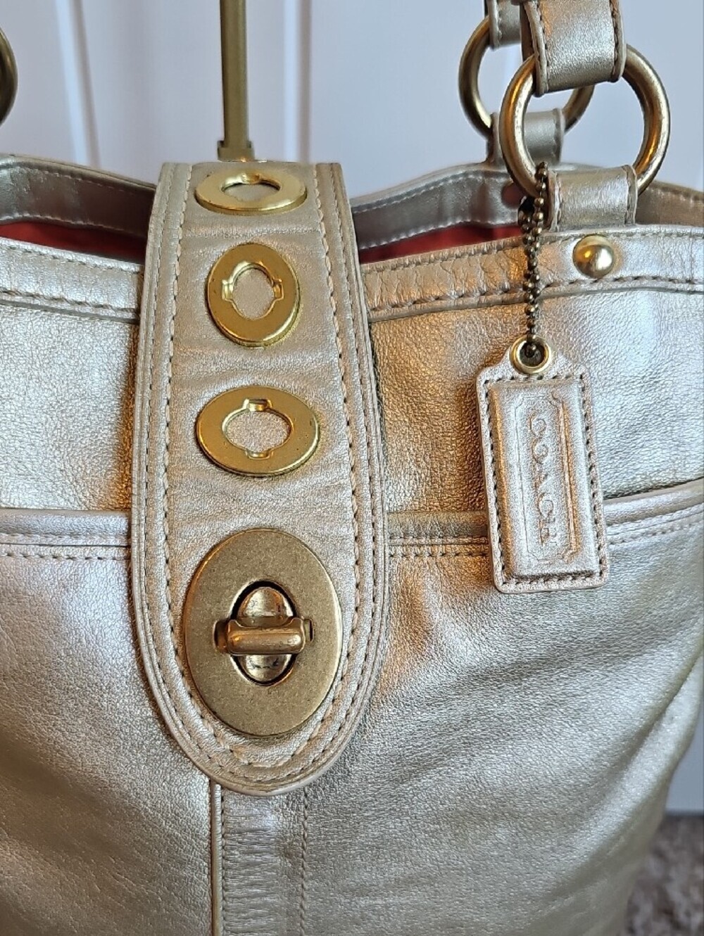 Coach Archival Legacy Lily Turnlock Tote Metallic Brass Gold Leather F13757 - Picture 5 of 12